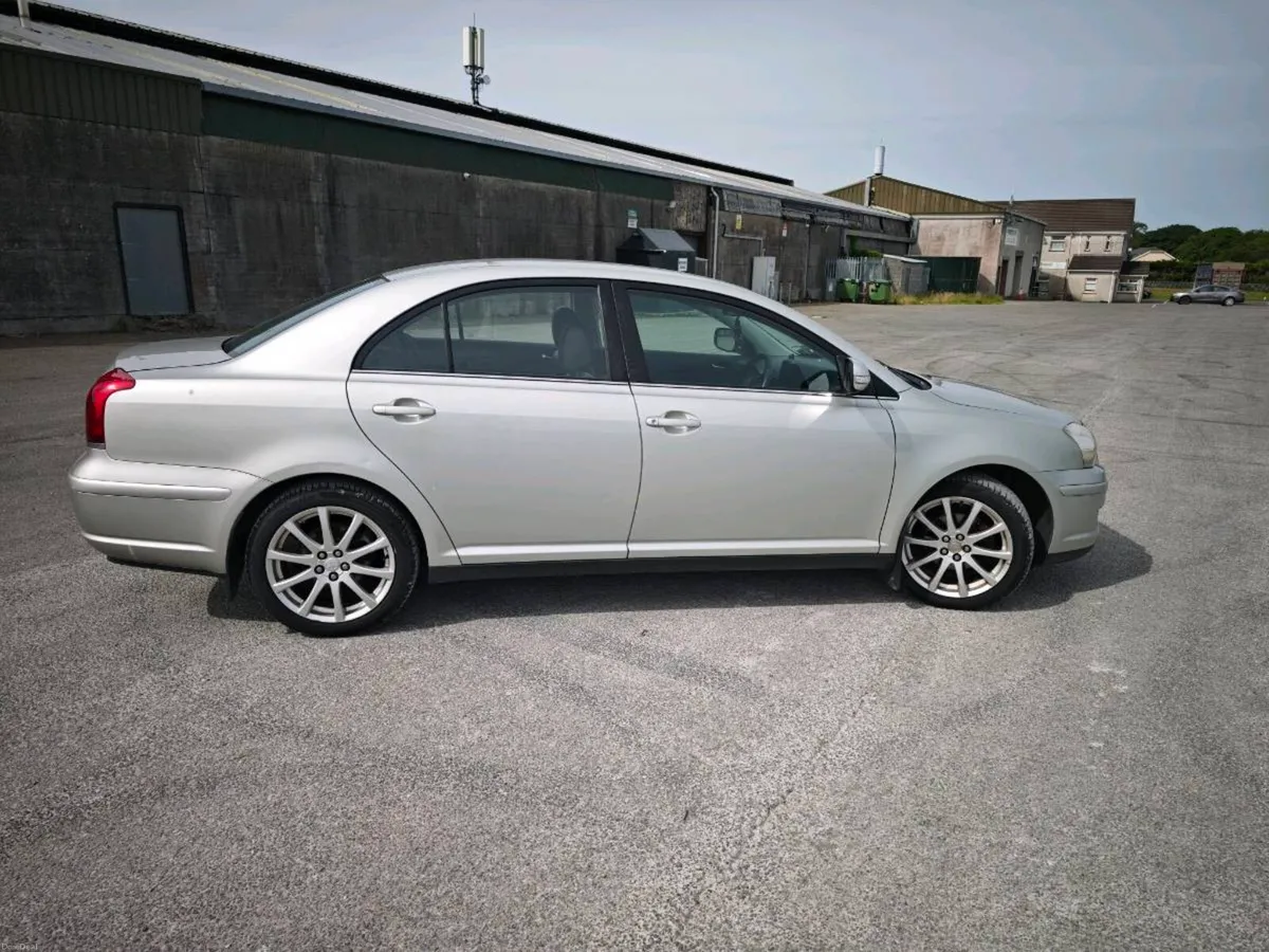 Toyota avensis T25 1.6 petrol - Image 3