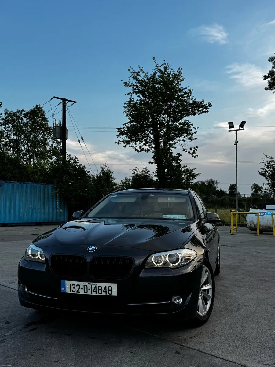 BMW 520D F11 2013 - Image 1