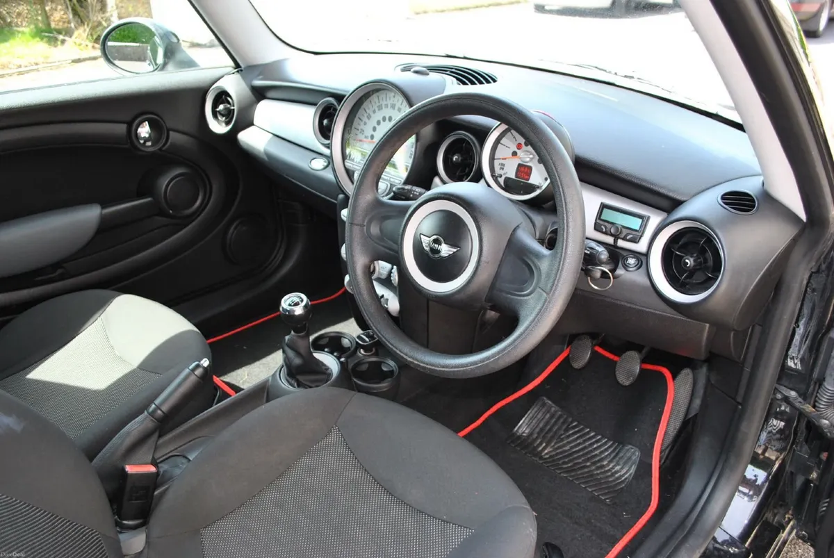 Mini First 2010 - Image 2