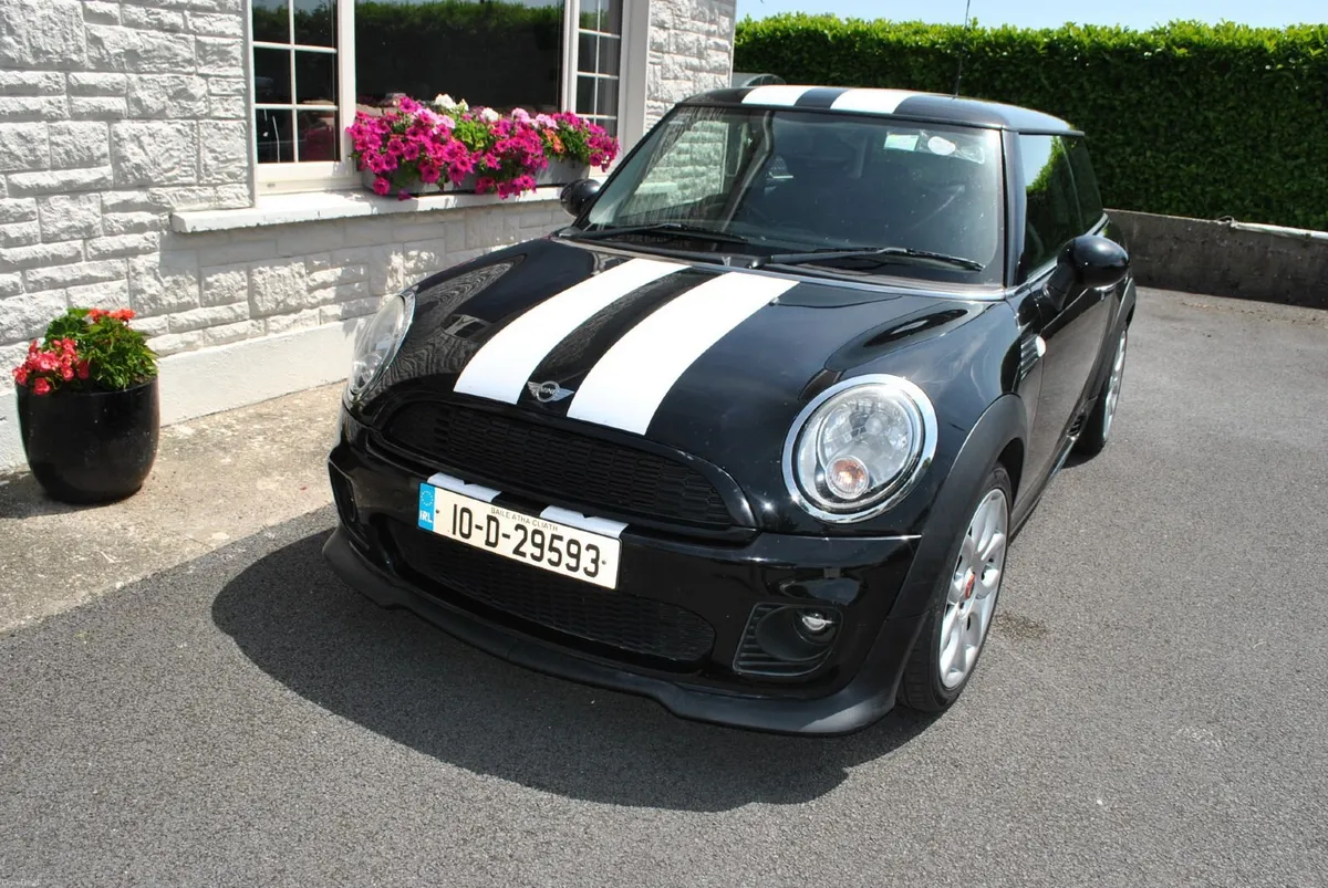 Mini First 2010 - Image 4