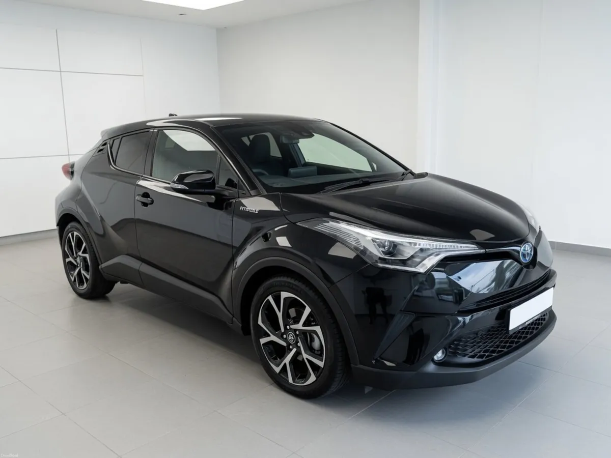 Toyota C-HR 2018 low miles - Image 1