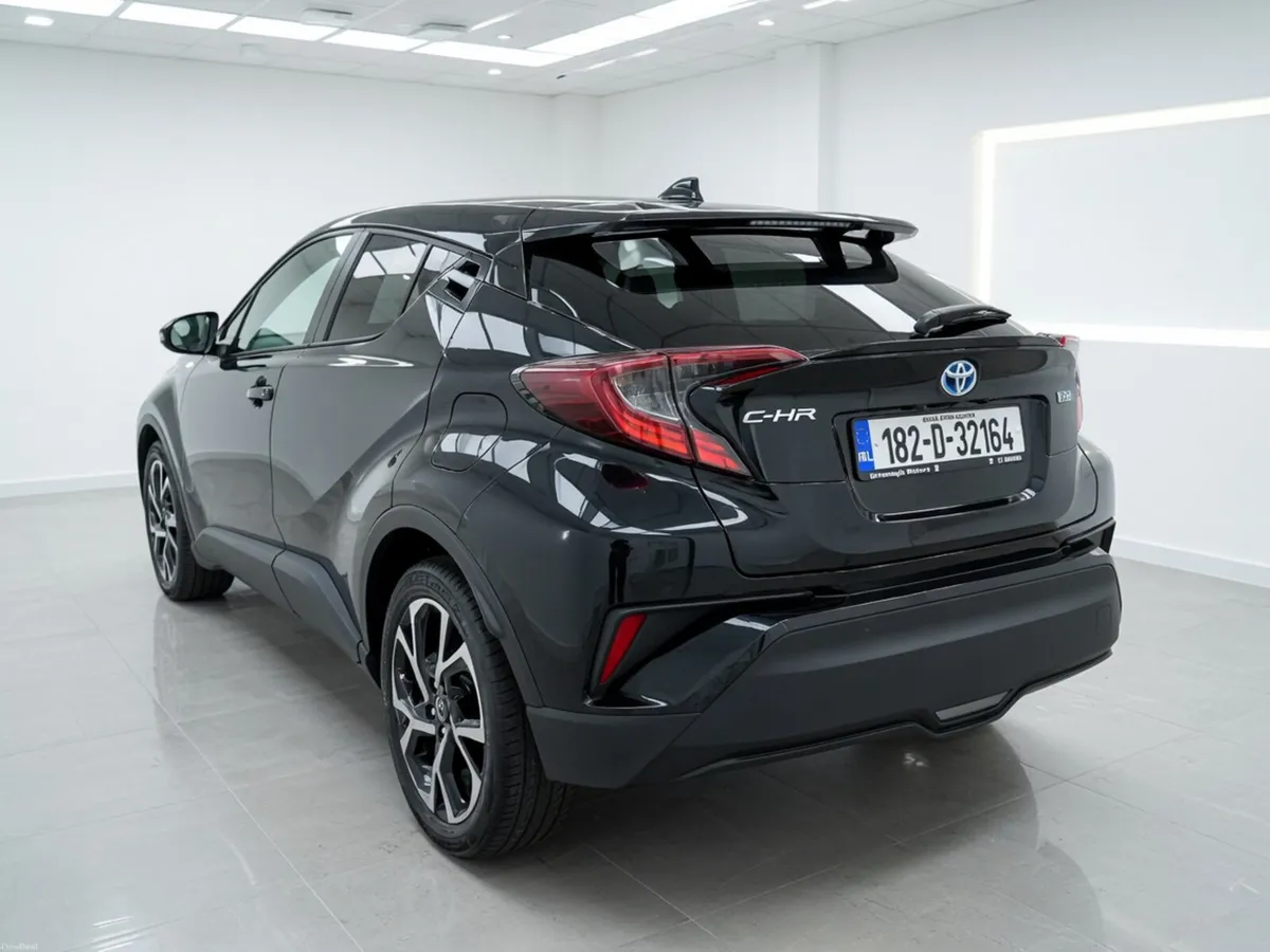 Toyota C-HR 2018 low miles - Image 6