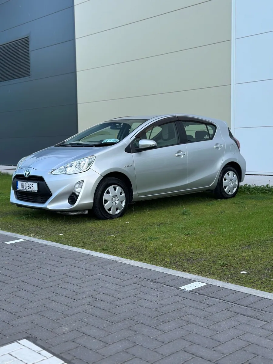 161 Toyota Aqua Hybrid Auto | LOW MLS | NCT 07/28 - Image 3