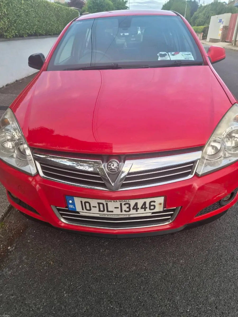 Vauxhall Astra 2010 - Image 1