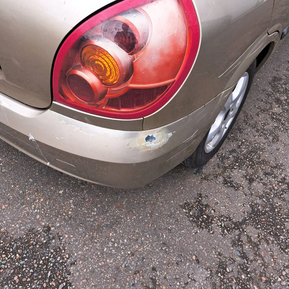 Nissan Almera 2003 - Image 2