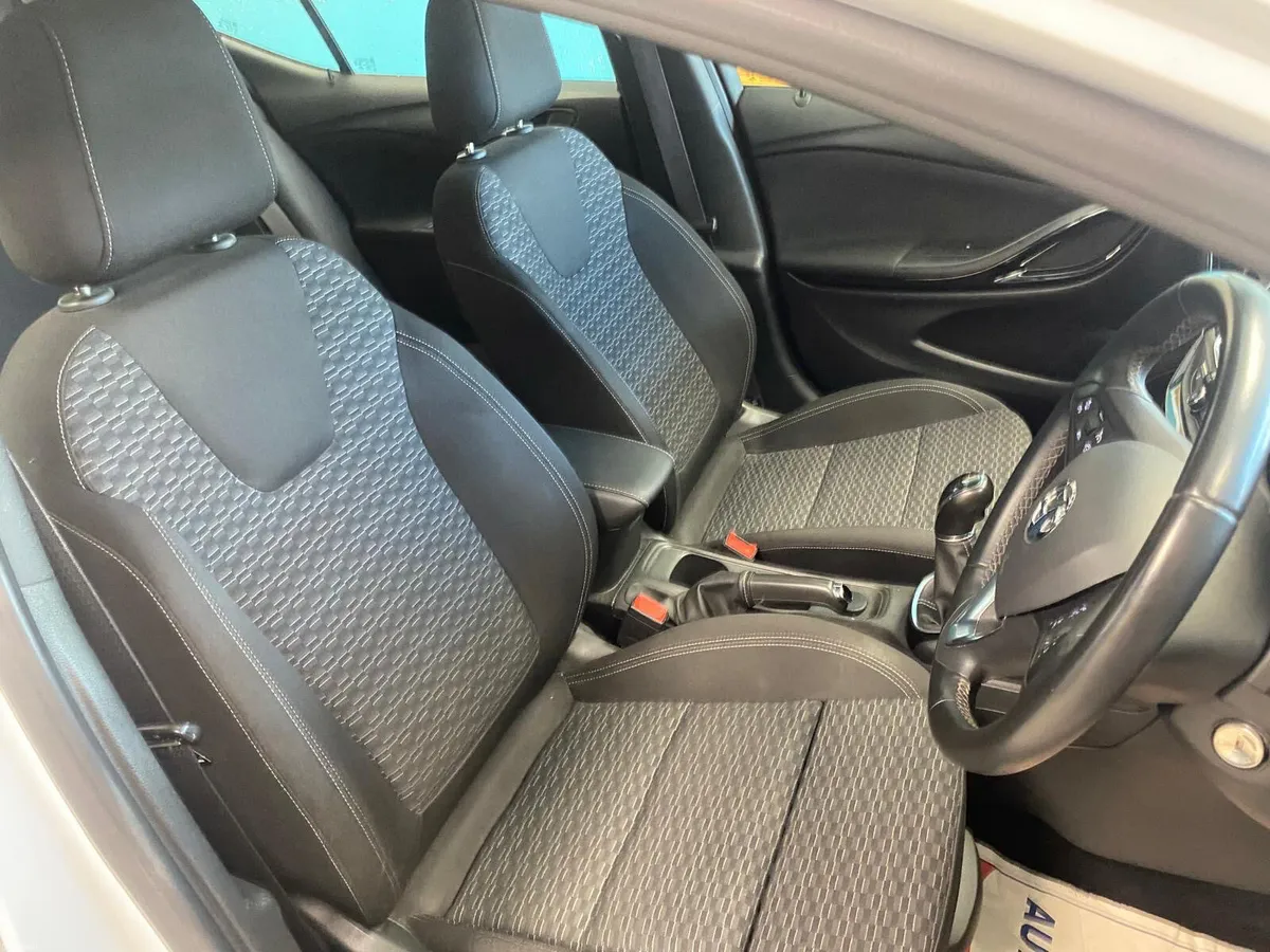 Vauxhall Astra 2019 - Image 4
