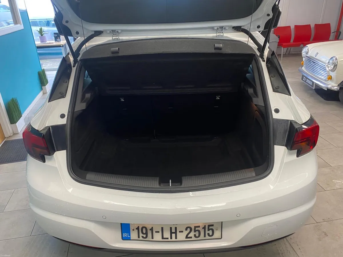 Vauxhall Astra 2019 - Image 6