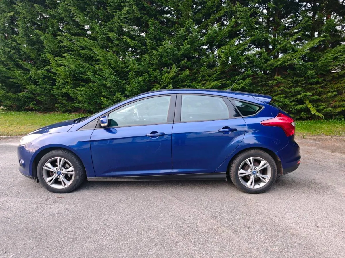 Car - Image 4