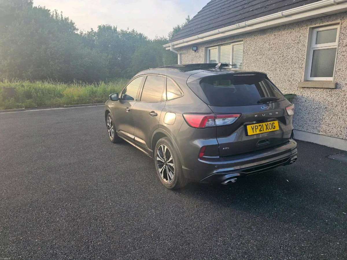 Ford kuga st line x 2.0 diesel automatic awd - Image 4