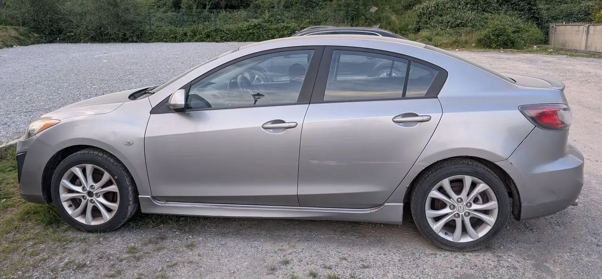 Mazda3 2011 1.6D Sport 115PS - Image 3