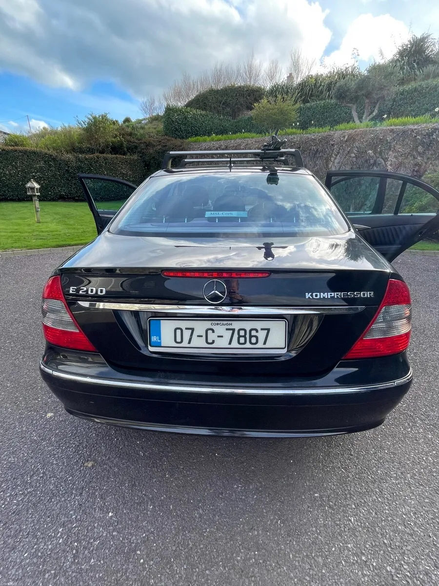Mercedes E 200 Kompressor Elegance - Image 3