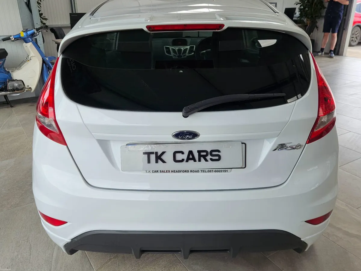 10 FORD FIESTA ZETEC-S IDEAL STARTER CAR - Image 4