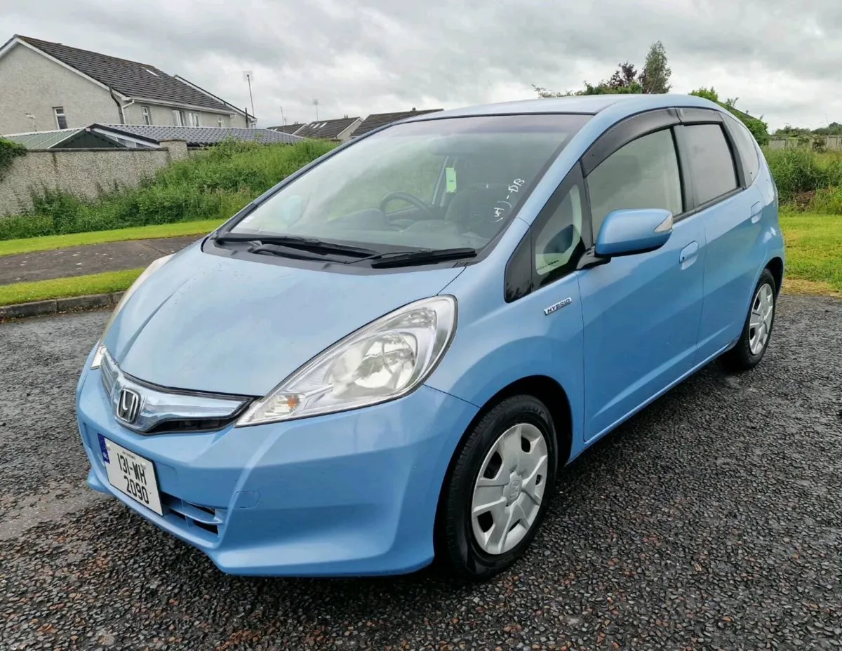 HONDA FIT HYBRID NCT 05/2027 ,57,000KM - Image 4