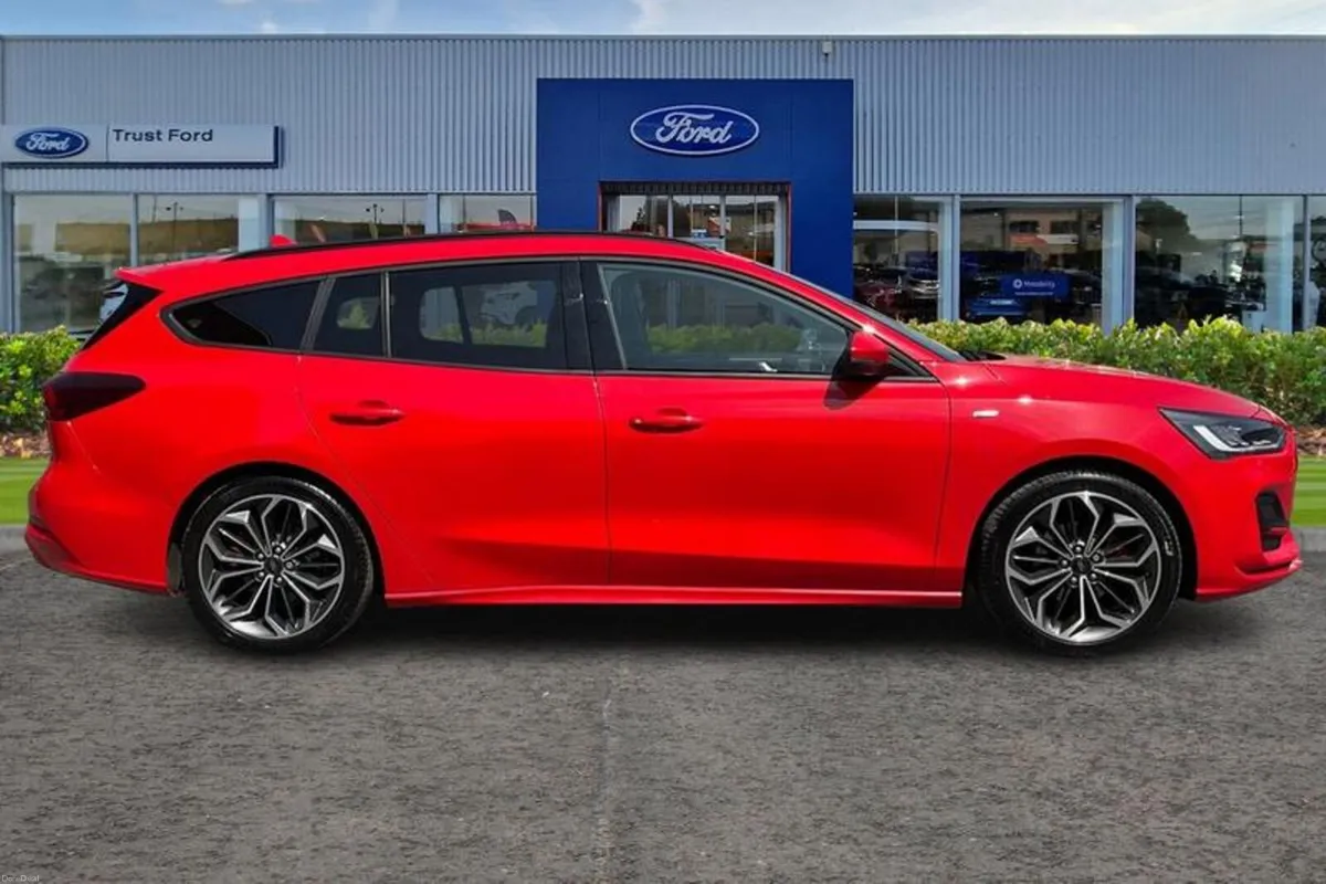 Ford Focus ST-Line X - Image 3