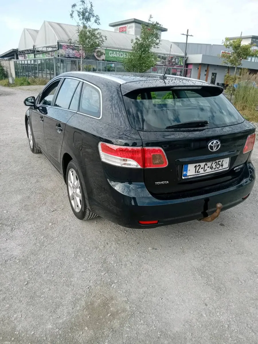 Toyota avensis - Image 3