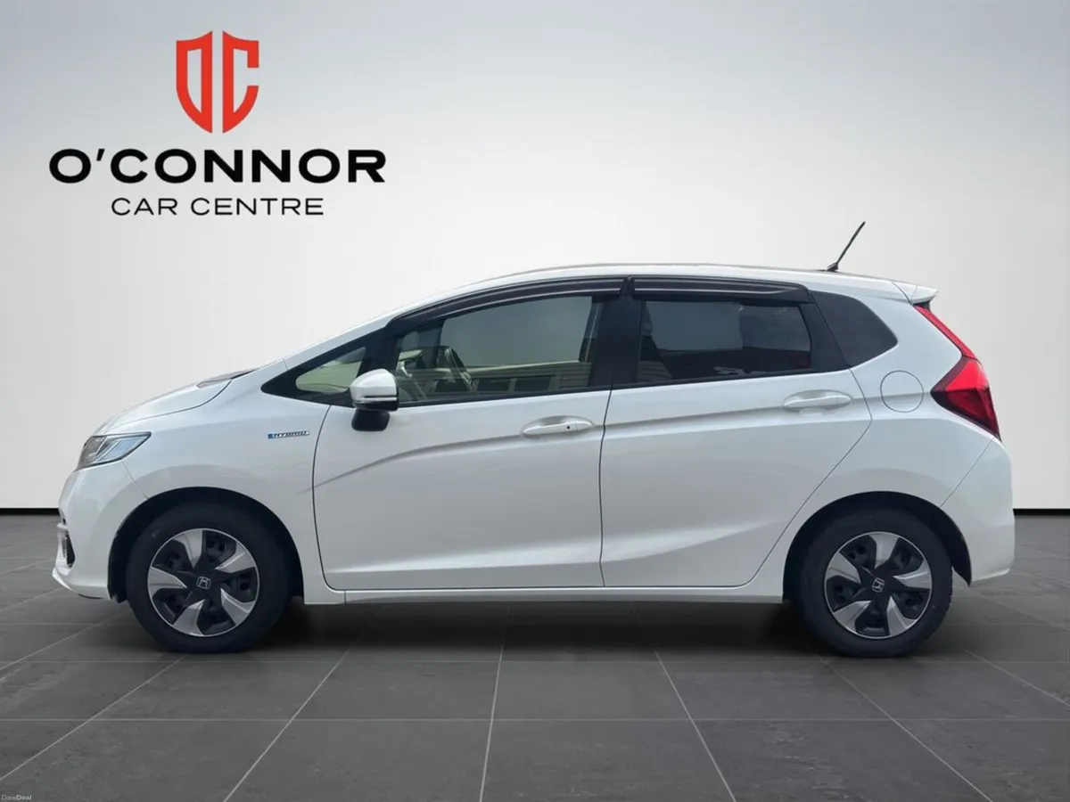 Honda Fit Small on the road, massive where it matt - Image 3