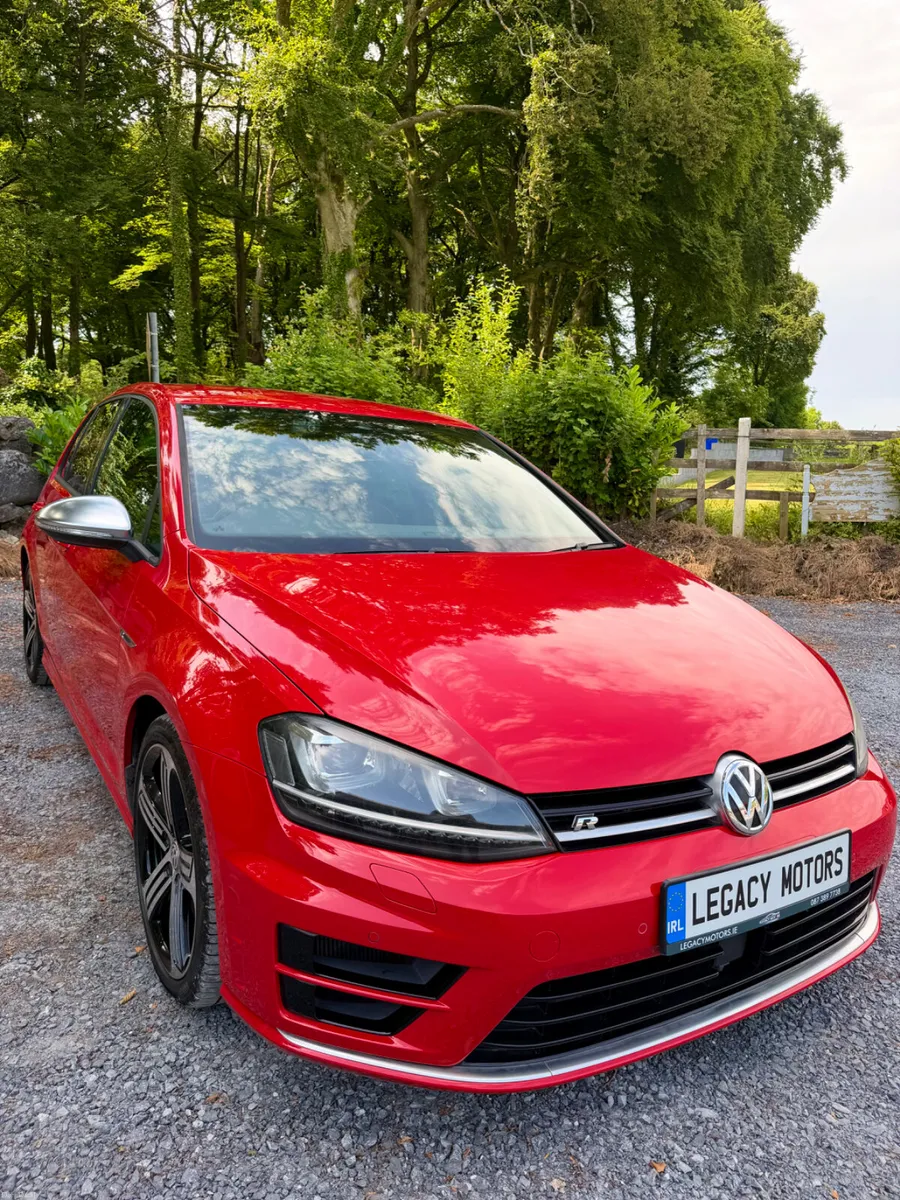 Volkswagen Golf R | 2017 |13,000 KM | 4 MOT AWD | - Image 1