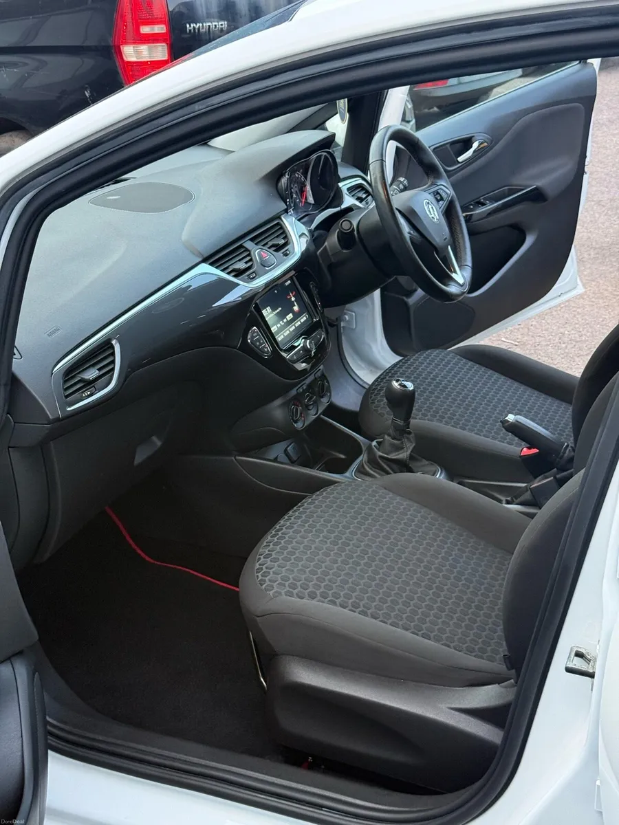 Corsa 2019/ Only 29k/ NCT09.27/TAX12.26 - Image 4