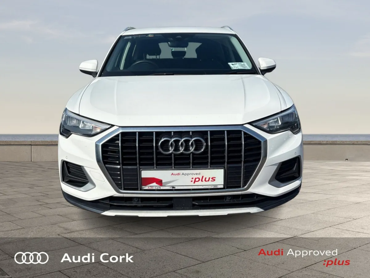 Audi Q3 2.0 35TDI 150BHP SE AUTOMATIC WITH COMFORT - Image 3