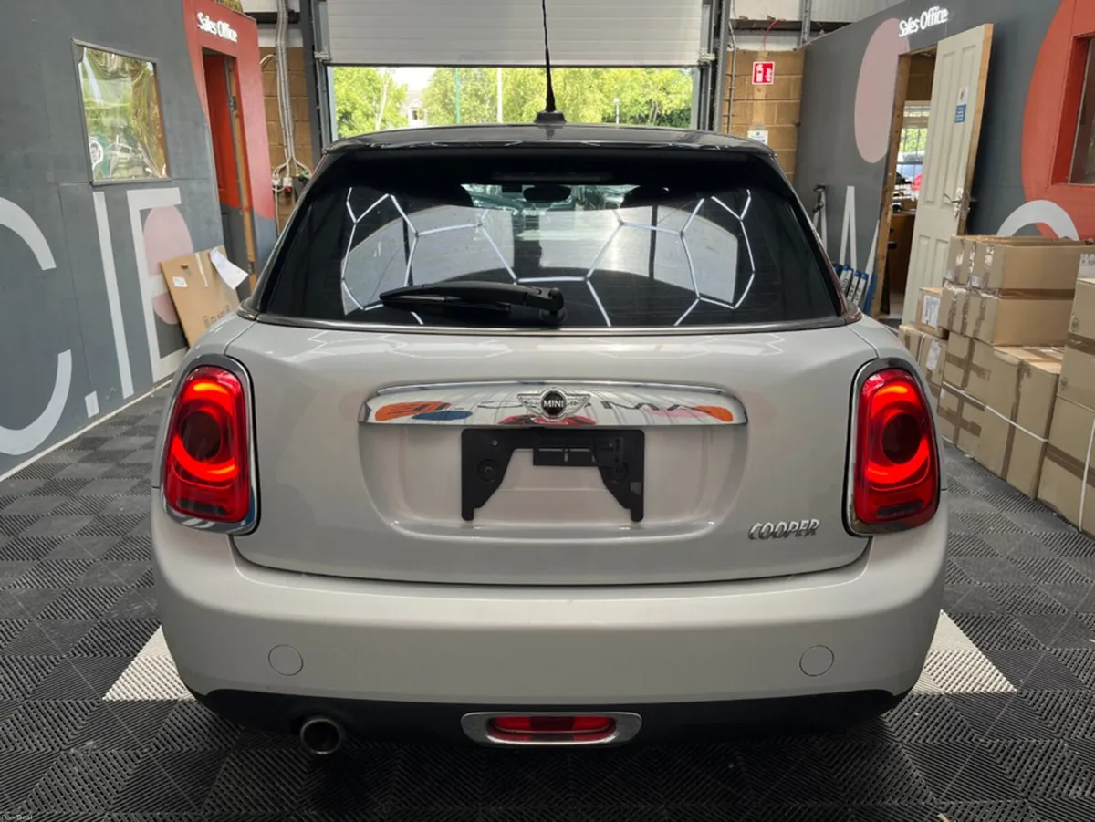 Mini Cooper 2016 MINI COOPER 1.5 AUTOMATIC / CRUIS - Image 3