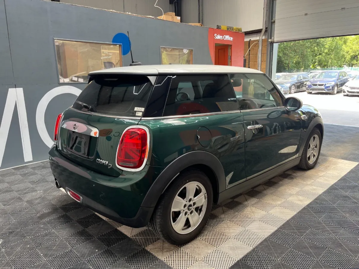 Mini Cooper 2019 MINI COOPER 1.5 AUTOMATIC / CRUIS - Image 2