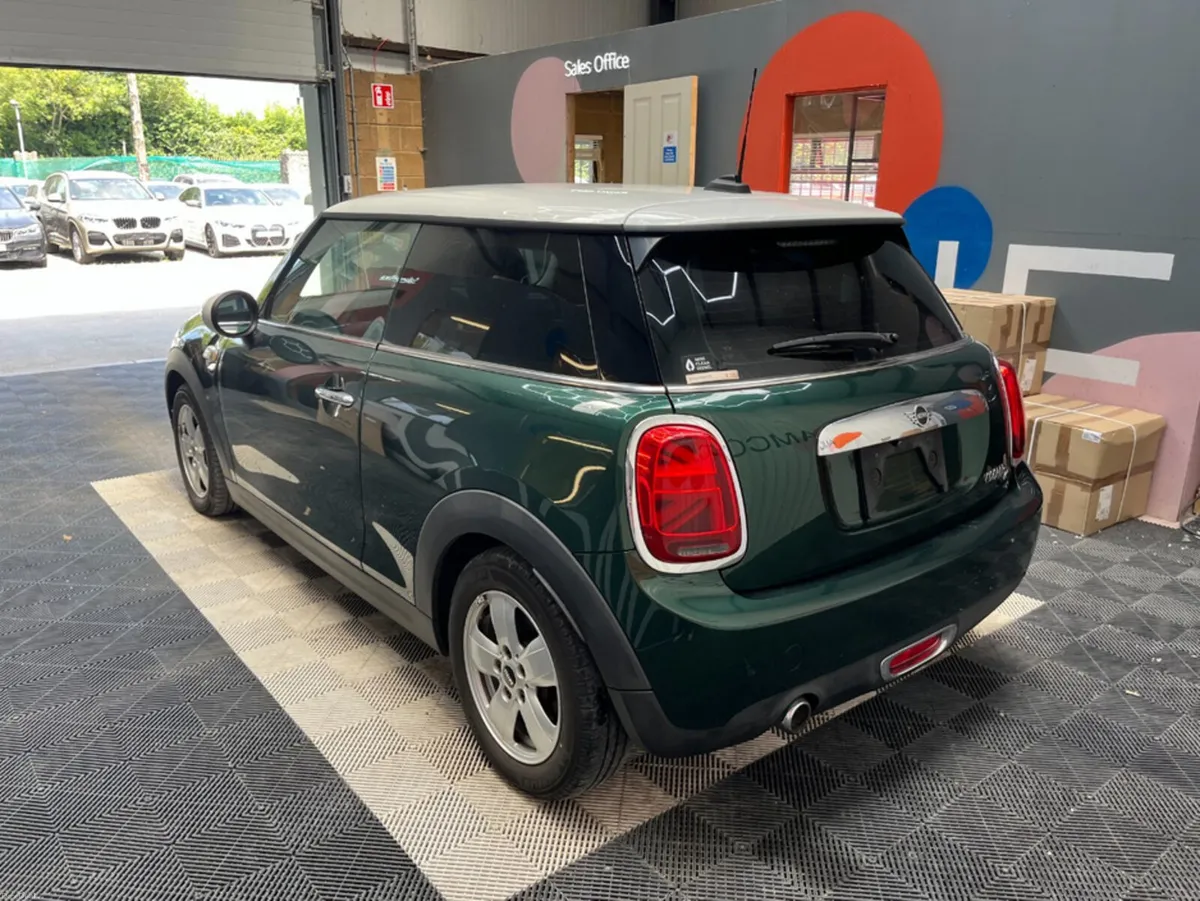Mini Cooper 2019 MINI COOPER 1.5 AUTOMATIC / CRUIS - Image 4