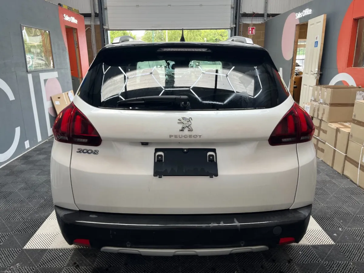 Peugeot 2008 2019 PEUGEOT 2008 CROSS CITY 1.2 AUTO - Image 3