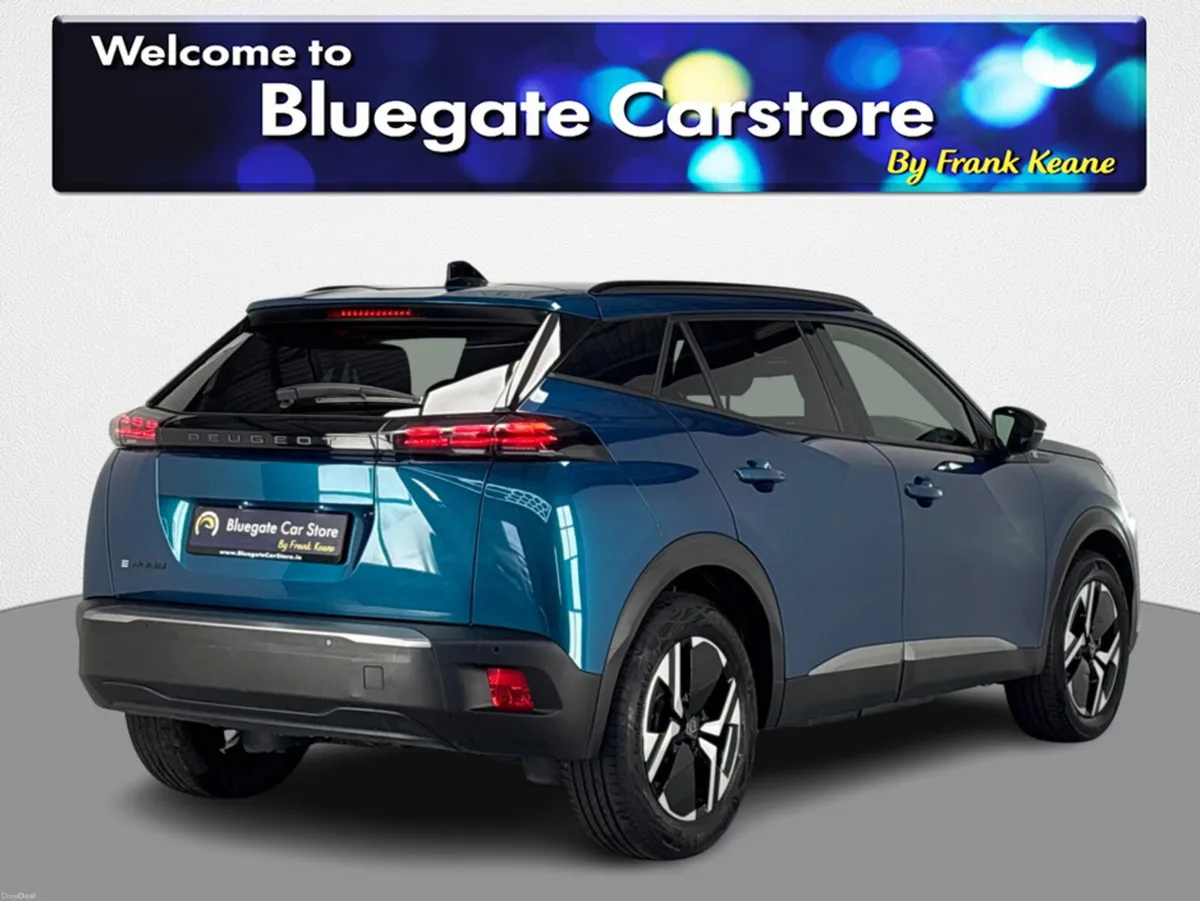 Peugeot 2008 ALLURE EV **SCREEN MIRRORING**DRIVE M - Image 4