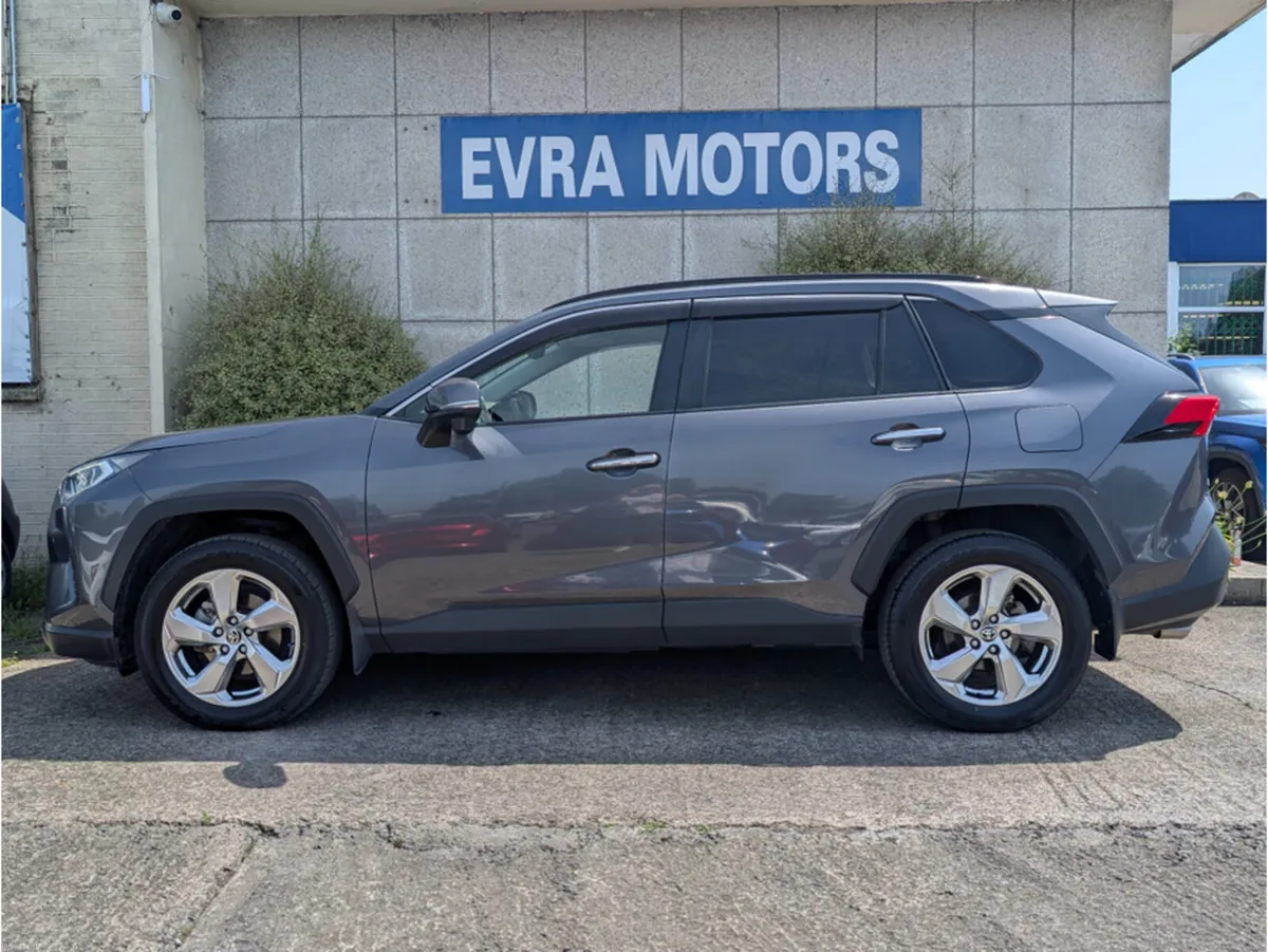 Toyota RAV4 G HYBRID 4WD AUTOMATIC 2.5 PETROL //HI - Image 4