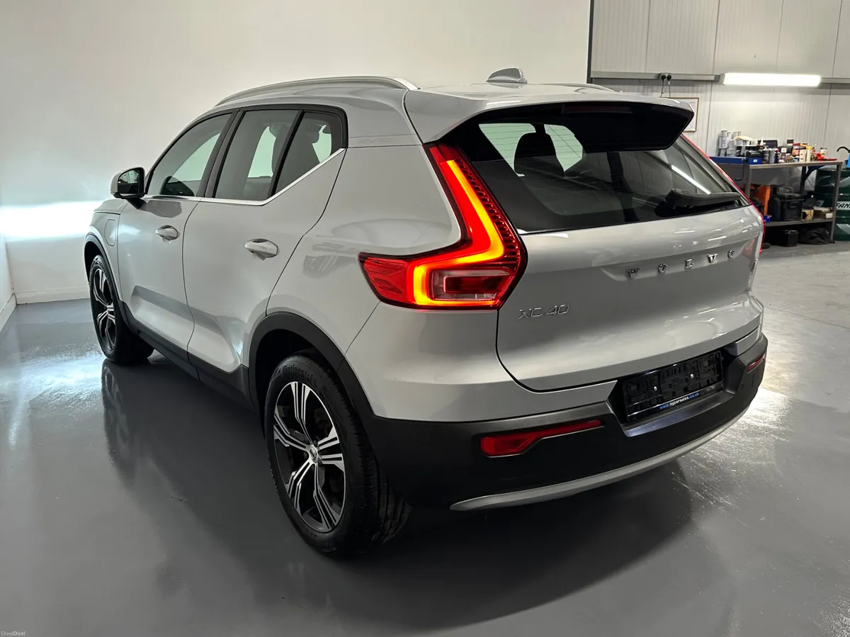 2022 Volvo XC40 1.5 T5 Recharge Inscription - Image 6
