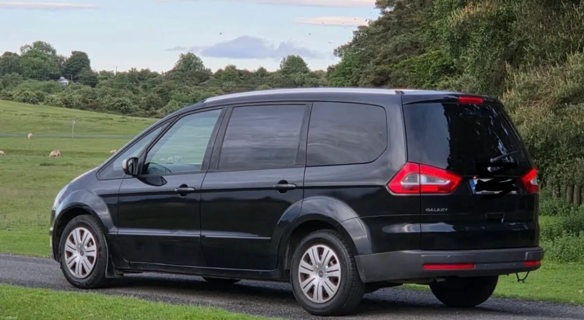 Ford Galaxy - Image 4