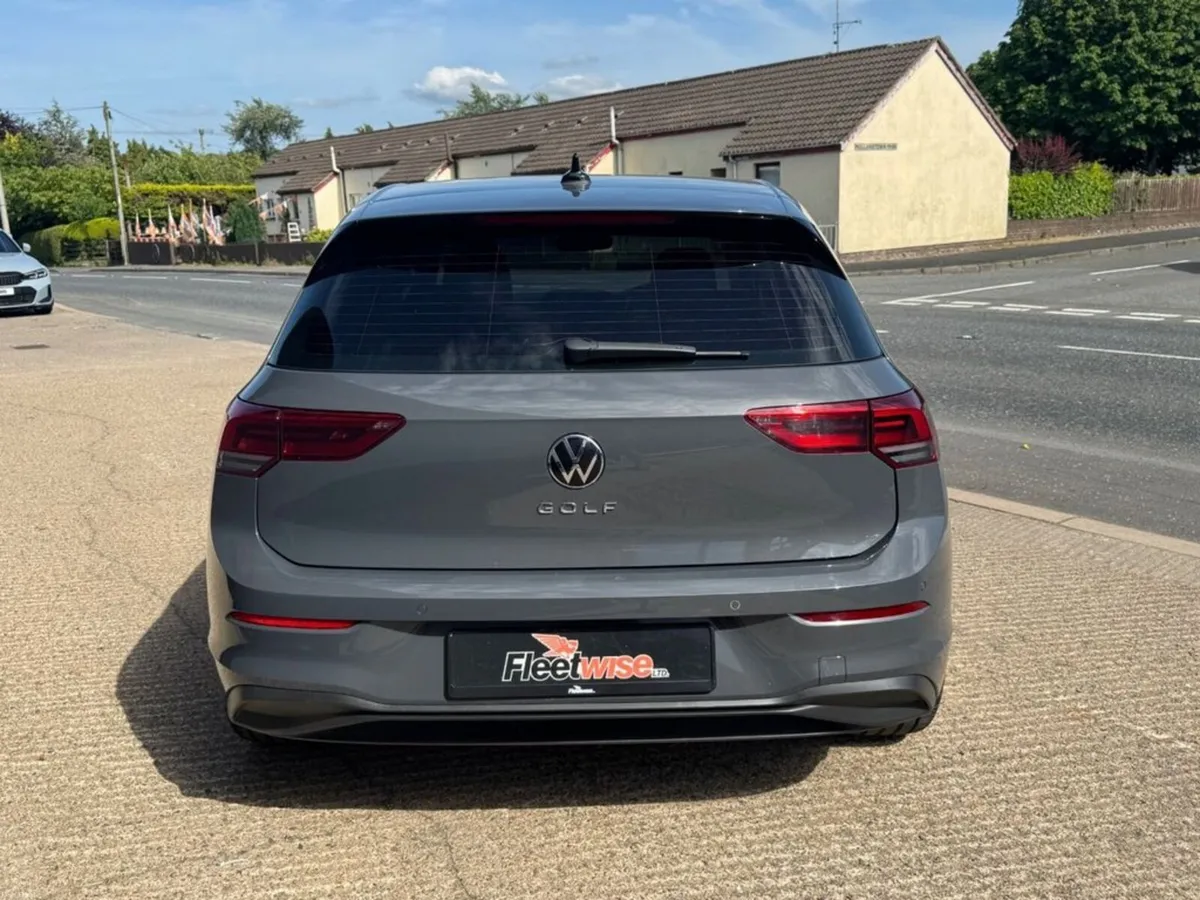 2.0 TDI Life Hatchback 5dr Diesel DSG Euro 6 (s/s) - Image 5