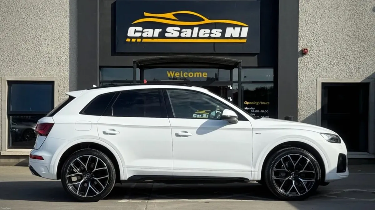 2.0 TDI 40 S line SUV 5dr Diesel S Tronic quattro - Image 3