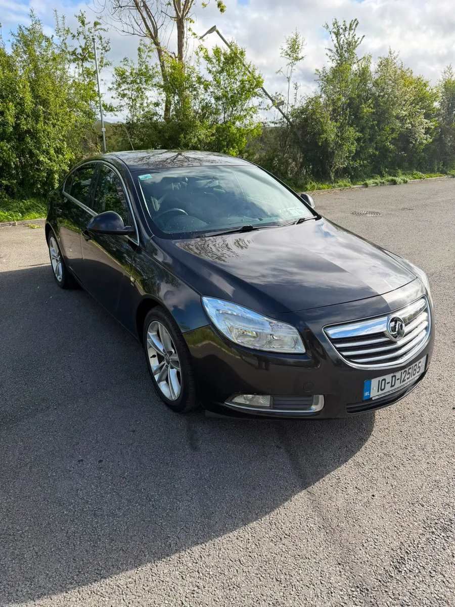 Vauxhall Insignia 2010 Fully serviced - Image 2