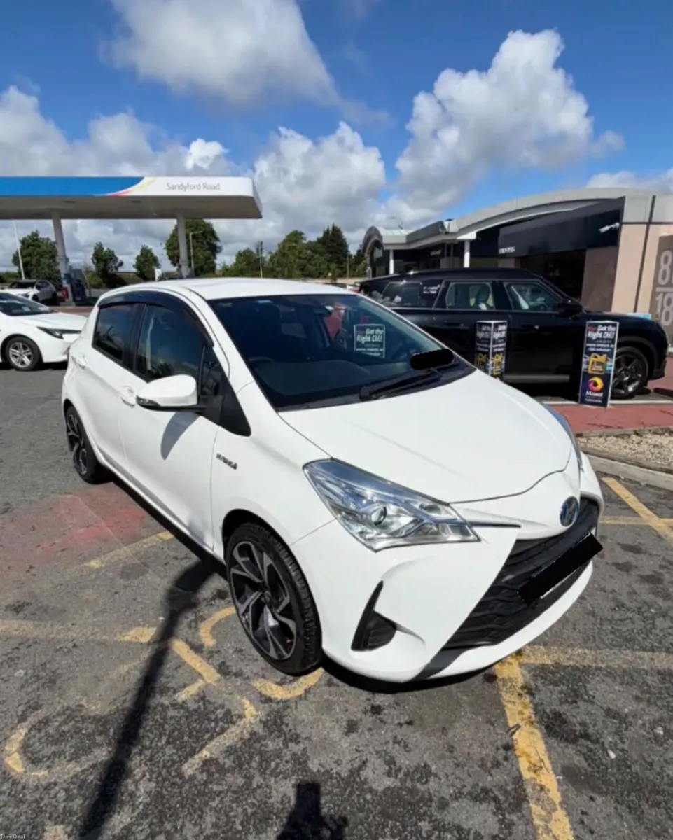 Toyota Vitz 2018 for sale (open to negotiation) - Image 1
