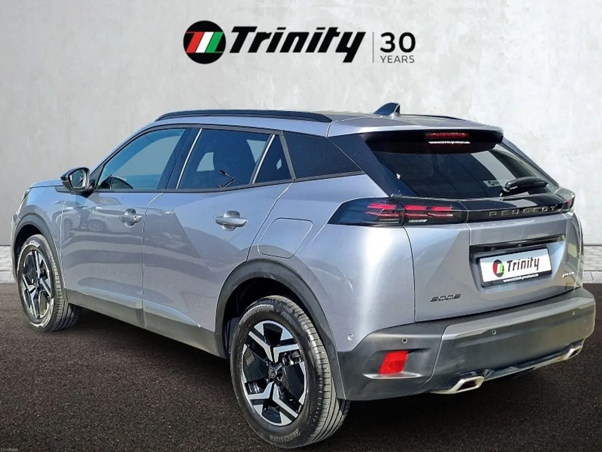 Peugeot 2008 ** HYBRID 145BHP ** ALLURE ** TRINITY - Image 2