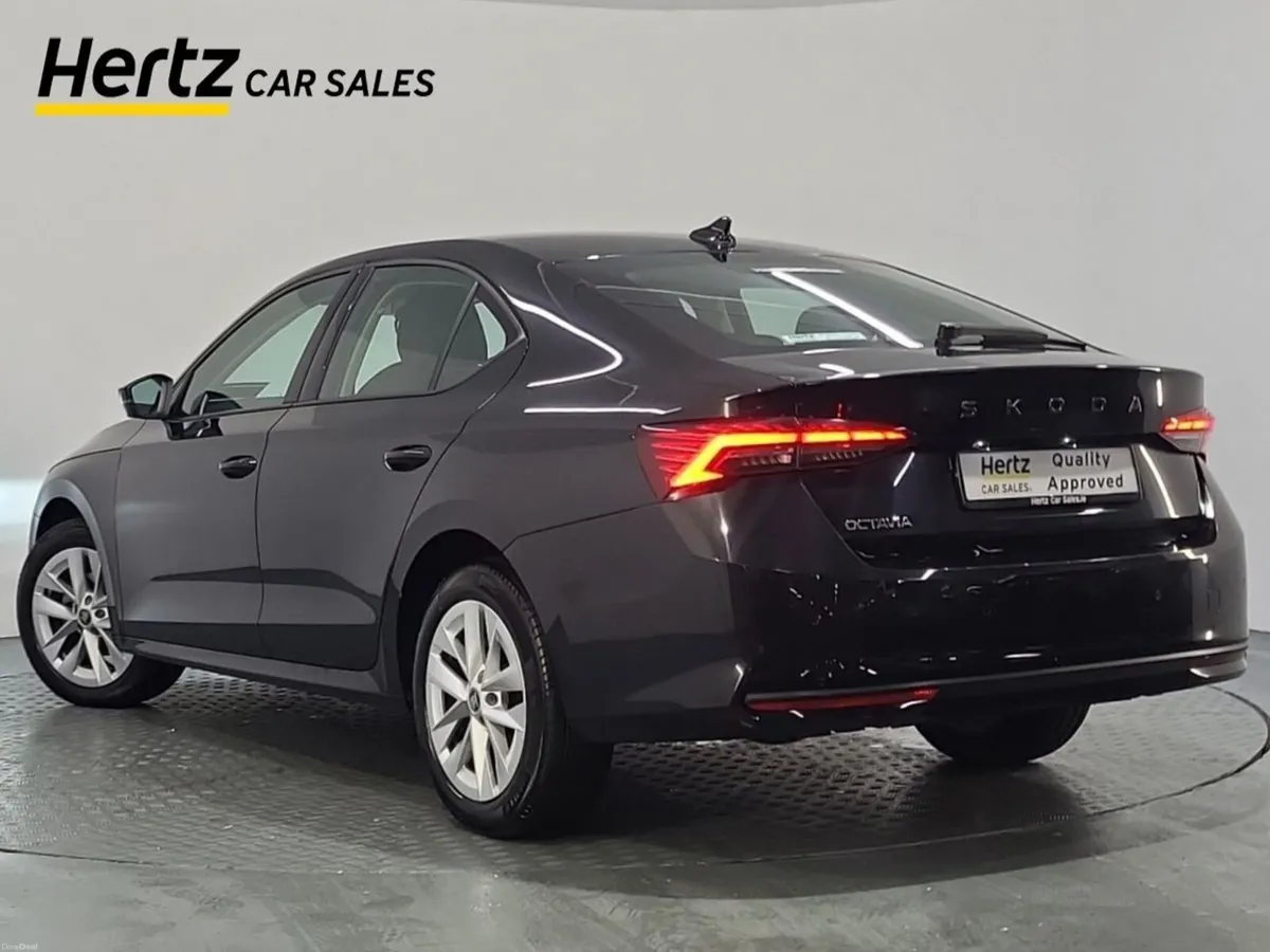 Skoda Octavia WARRANTY TILL JULY 2028! 2.0TDI! - Image 3