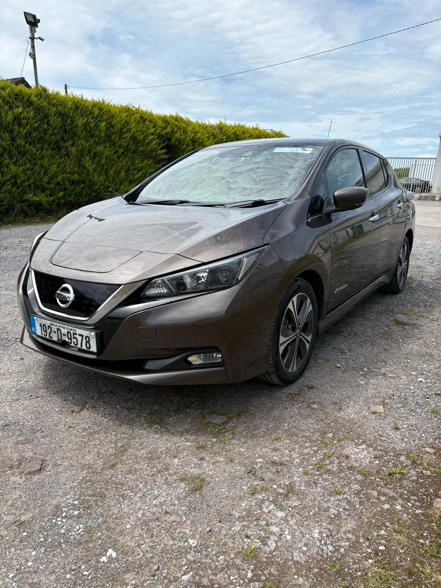 2019 Nissan Leaf SV Premium – Cold Pack – 40hWh - Image 2