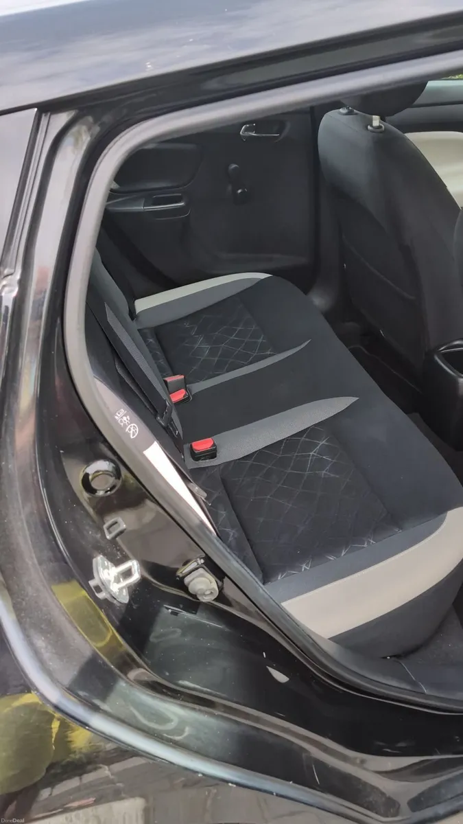 Nissan Micra 2017 - Image 2