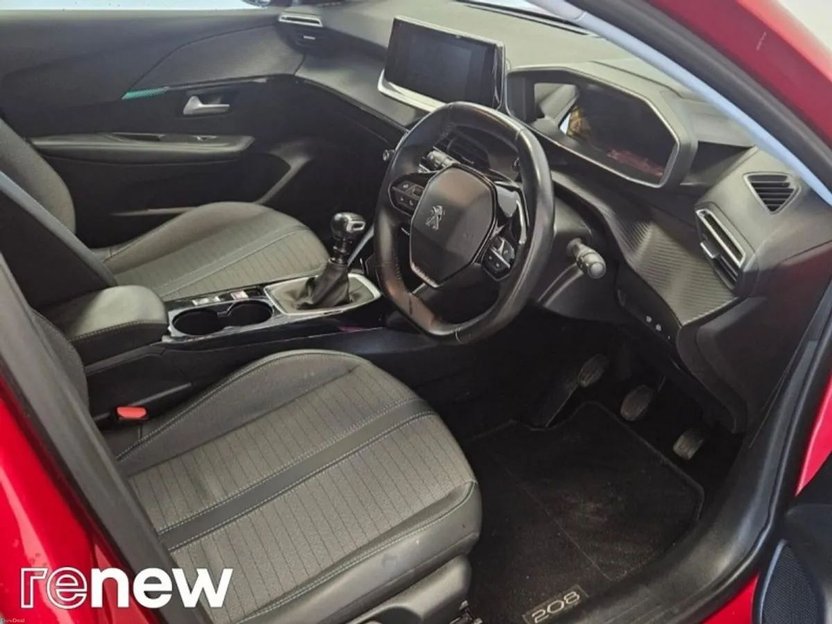 Peugeot 208 1.2 Puretech 100bhp Allure Pack. Low K - Image 5