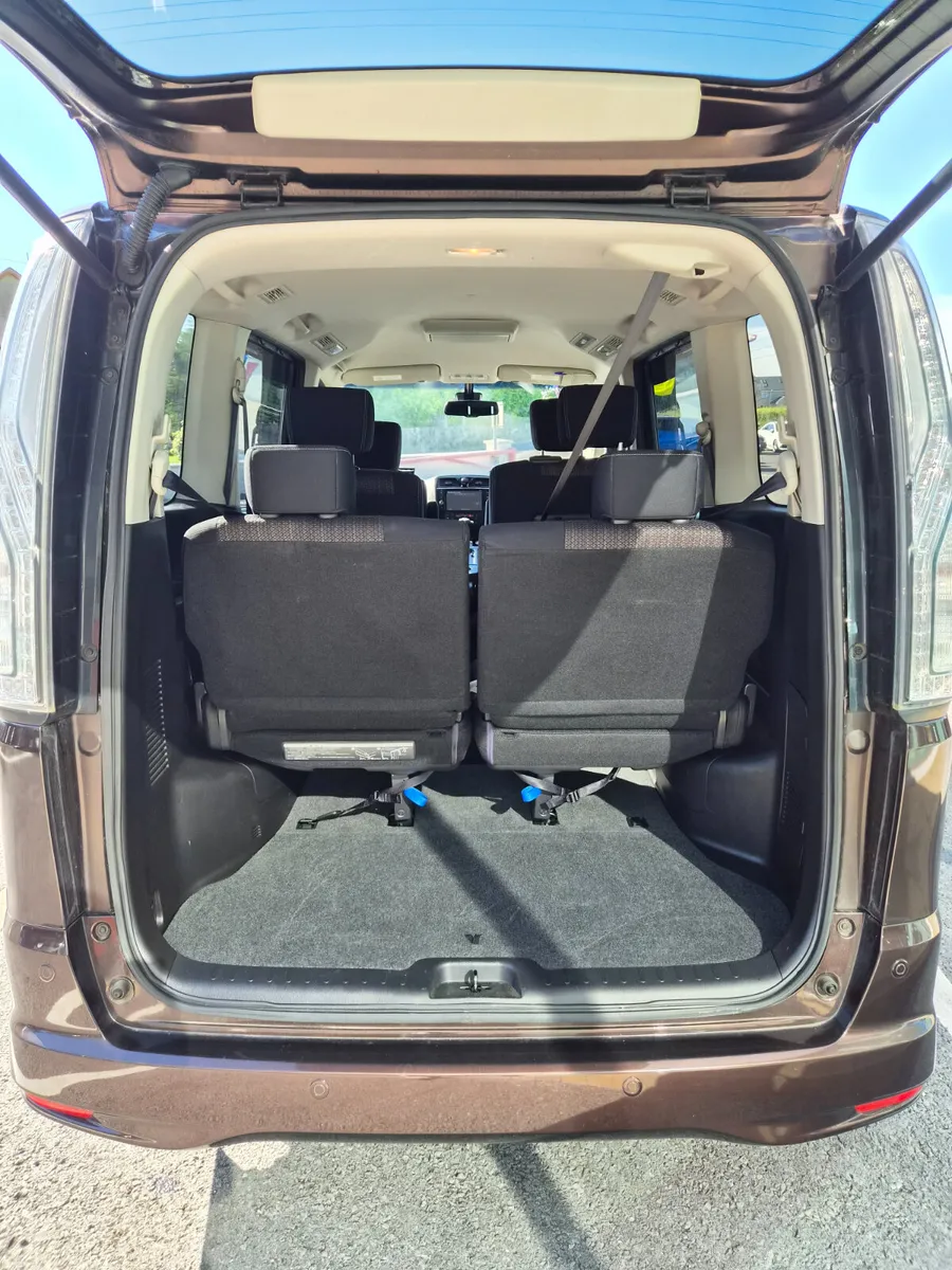 Nissan Serena 2015 2.0L Petrol Hybrid Auto - Image 5