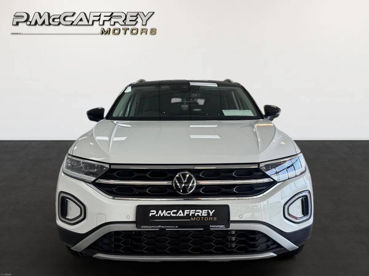 2023 VOLKSWAGEN T-ROC 2.0 TDI STYLE 150 BHP AUTO - Image 2