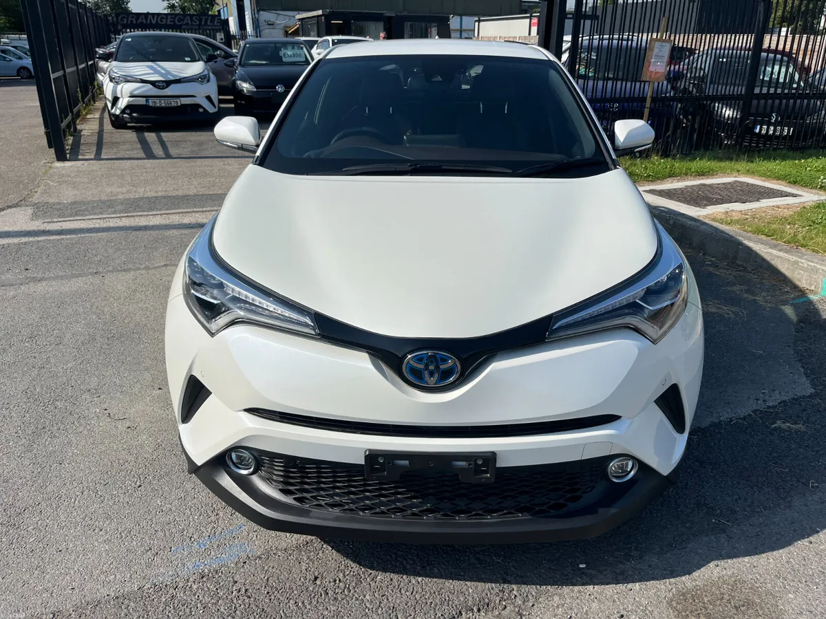 TOYOTA CHR 2019, 1.8 HYBRID AUTO HIGH SPEC LOW KMS - Image 2