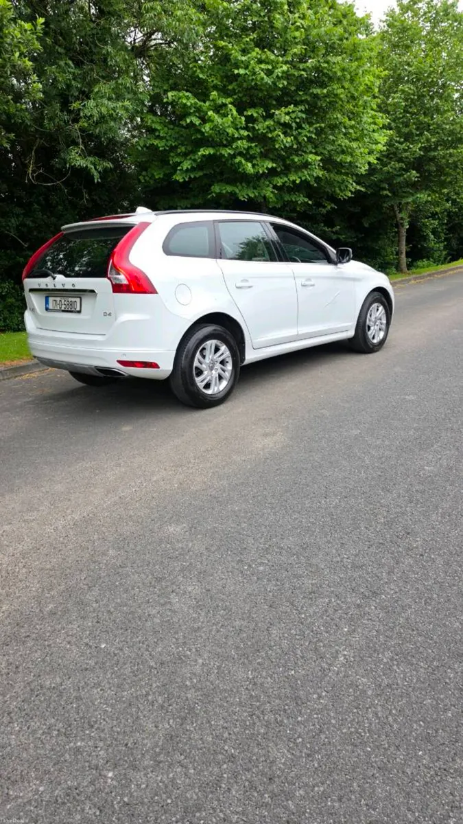 Volvo xc60 NEW NCT TAX - Image 3