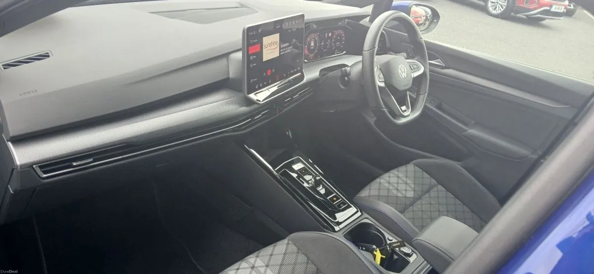 Volkswagen Golf R-LINE 2.0 TDI 150HP **REAR VIEW C - Image 3