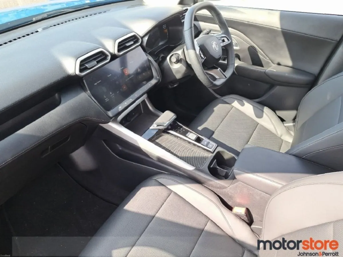 MG ZS EXCLUSIVE TOP SPEC - Image 3