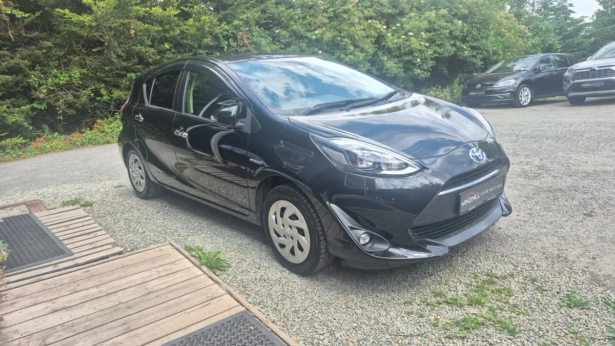 Toyota Aqua 1.5 Hybrid Automatic 2016 - Image 2
