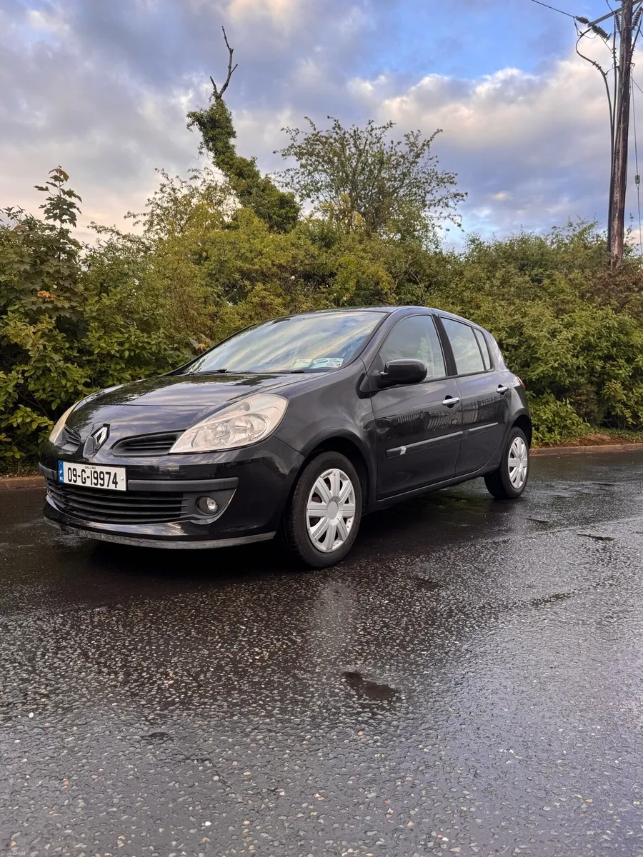 Renault Clio - Image 2