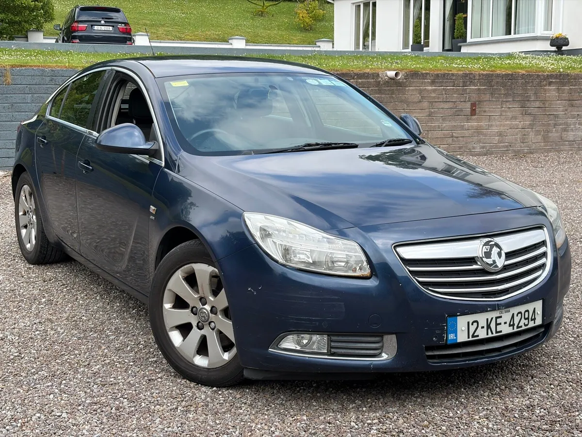 Vauxhall insignia Auto NCT05/2027 - Image 1
