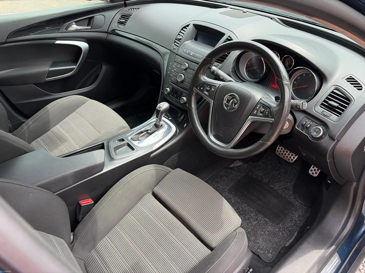 Vauxhall insignia Auto NCT05/2027 - Image 6